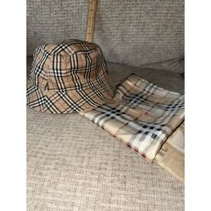 Unbranded Plaid Bucket Hat One Size W/ Matching Scarf Beige Black Red